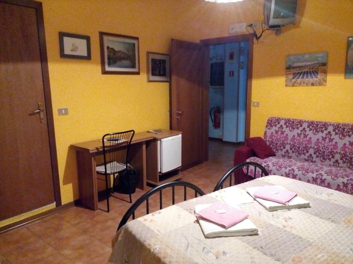 Petrarca Alojamento de Acomodação e Pequeno-almoço *